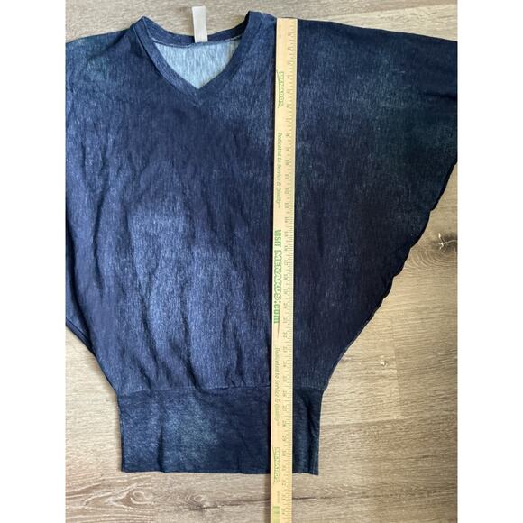 Go Couture Blue Burnout Batwing V Neck Sweatshirt Made in USA Small - Picture 8 of 9